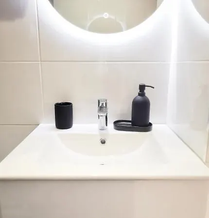 App12, Centre 4 Personnes * Miluza