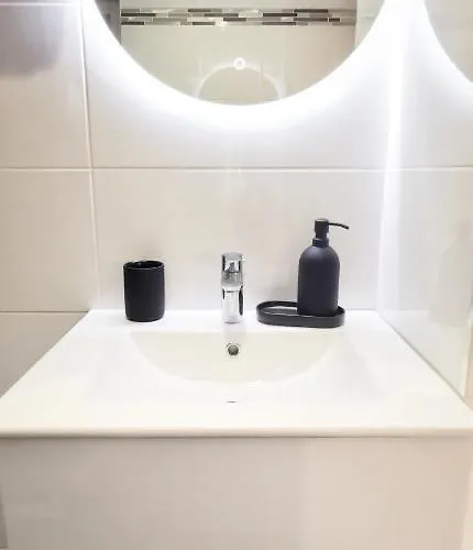 App12, Centre 4 Personnes * 牟罗兹